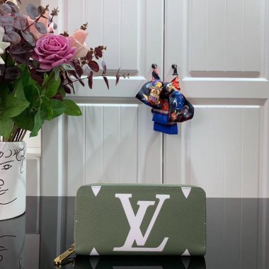 ルイヴィトン財布 Louis Vuitton LV ZIPPY WALLET ジッピーウォレット 財布 M67549a