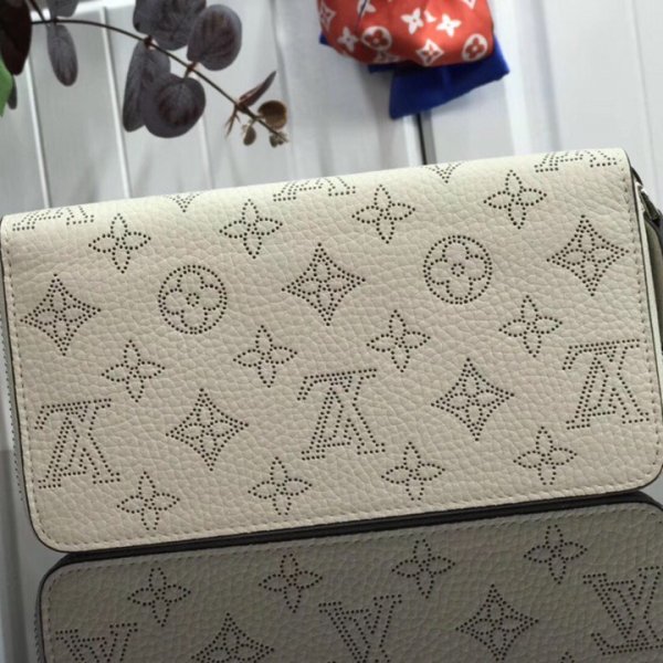 ルイヴィトン財布 Louis Vuitton LV ZIPPY WALLET ジッピーウォレット 財布 M69215