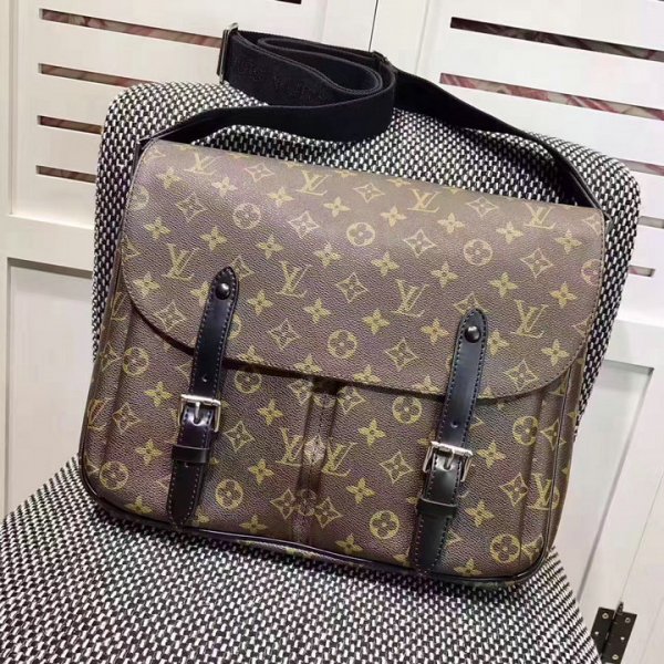 ルイヴィトン バッグ LOUIS VUITTON クリストファーバッグ LV CHRISTOPHER bag M41643