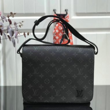 ルイヴィトン バッグ LOUIS VUITTON LV DISTRICT PM M44000