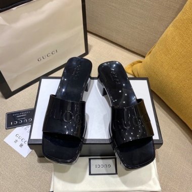 人気のブランドブランド 女スリッパ 夏の靴 コピー品 送料無料 nvliangxie033