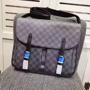 ルイヴィトン バッグ LOUIS VUITTON クリストファーバッグ LV CHRISTOPHER bag M41643a