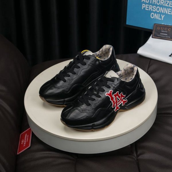 人気のブランドブランド スニーカー 靴 コピー品 メンズ 男靴 送料無料 Shoes124