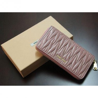 【miumiu】ミュウミュウ財布 ミュウミュウ長財布 セカンドバッグM169送料無料！激安通販！