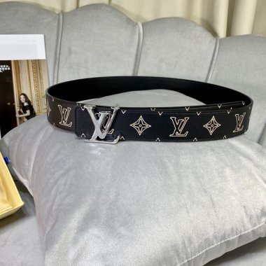人気のブランドベルト メンズベルト Belt 男性用 スーツ カジュアル ギフト プレゼント 送料無料 ！ belt027