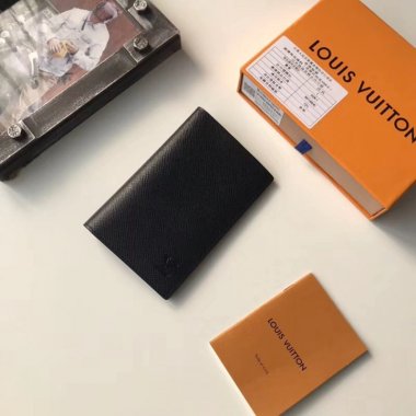 ルイヴィトン財布 Louis Vuitton LV PASSPORT COVER パスポートカバー 財布 M60181P