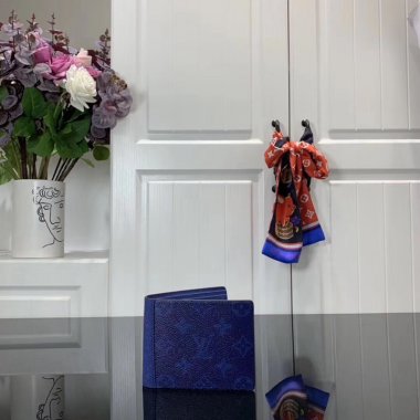 ルイヴィトン財布 Louis Vuitton LV MULTIPLE WALLET マルチウォレット 財布 M30299