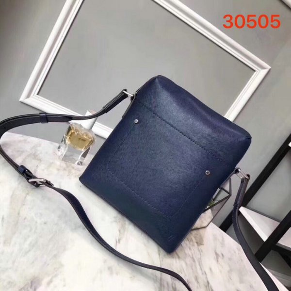 ルイヴィトン バッグ LOUIS VUITTON LV DISTRICT POCHETTE M30505