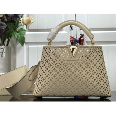 ルイヴィトン バッグ LOUIS VUITTON LV CAPUCINES BB M57228B