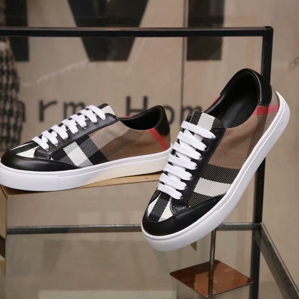 人気のブランドブランド スニーカー 靴 コピー品 メンズ 男靴 送料無料 Shoes140