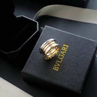 ブランドジュエリー スーパーコピーリング メンズ レディース プレゼント アクセサリー 指輪 人気可愛いおしゃれ リング jiezhi066