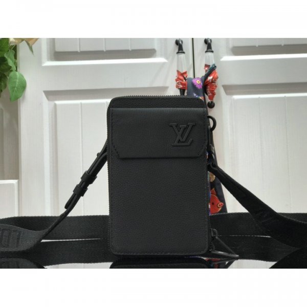 ルイヴィトン バッグ LOUIS VUITTON LV PHONE POUCH M57089