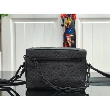 ルイヴィトン バッグ LOUIS VUITTON LV MINI SOFT TRUNK M55702