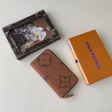ルイヴィトン財布 Louis Vuitton LV ZIPPY WALLET ジッピーウォレット 財布 M60017Y