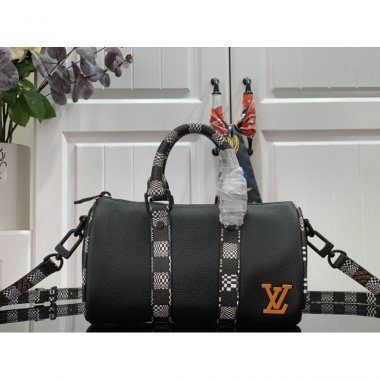 ルイヴィトン バッグ LOUIS VUITTON ショルダーバッグ LV Shoulder bag M80202Q