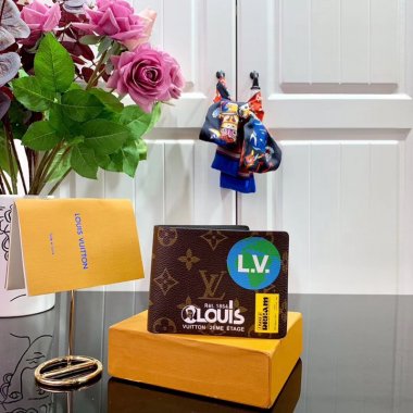 ルイヴィトン財布 Louis Vuitton LV MULTIPLE WALLET マルチウォレット 財布 M67819