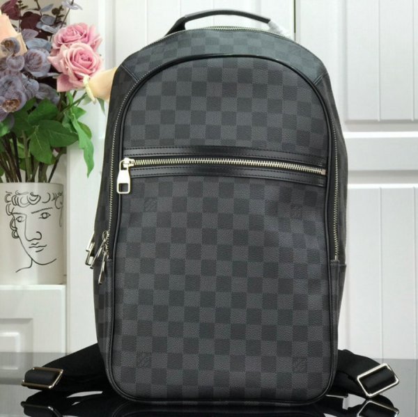 ルイヴィトン バッグ LOUIS VUITTON バック LV MICHAEL Backpack N58024