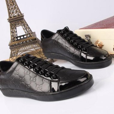 人気のブランドブランド スニーカー 靴 コピー品 メンズ 男靴 送料無料 Shoes126