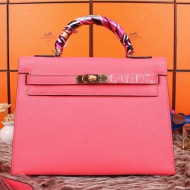 HERMES エルメス ケリーバッグ 人気！2WAY ショルダーバッグ HERMES Kelly ケリーバッグ レザー ゴールド金具Kelly040
