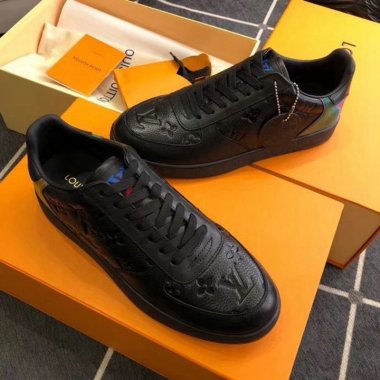 人気のブランドブランド スニーカー 靴 コピー品 メンズ 男靴 送料無料 Shoes007