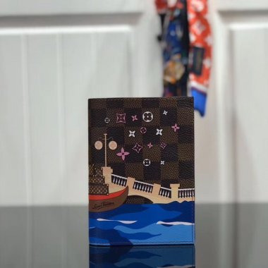 ルイヴィトン財布 Louis Vuitton LV PASSPORT COVER パスポートカバー 財布 M64411CQ