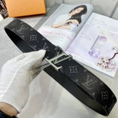 人気のブランドベルト メンズベルト Belt 男性用 スーツ カジュアル ギフト プレゼント 送料無料 ！ belt052