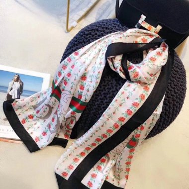 人気のブランドスカーフ ツイリー マフラー ファッション小物 scarf026