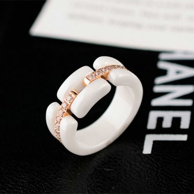 ブランドジュエリー スーパーコピーリング メンズ レディース プレゼント アクセサリー 指輪 人気可愛いおしゃれ リング jiezhi022