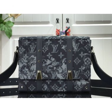 ルイヴィトン バッグ LOUIS VUITTON LV TRUNK MESSENGER M57282
