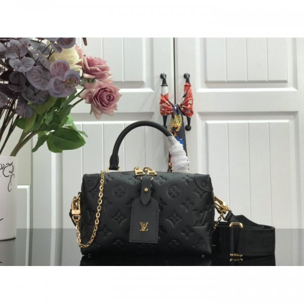 ルイヴィトン バッグ LOUIS VUITTON BBをロックする LV LOCKY BB M56319QPa