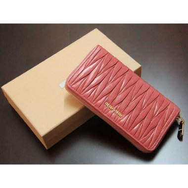 【miumiu】ミュウミュウ財布 ミュウミュウ長財布 セカンドバッグM169送料無料！激安通販！