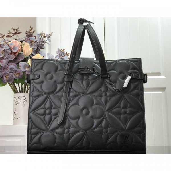 ルイヴィトン バッグ LOUIS VUITTON LV ONTHEGO M60725YH