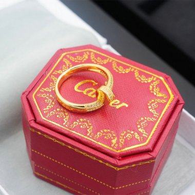 ブランドジュエリー スーパーコピーリング メンズ レディース プレゼント アクセサリー 指輪 人気可愛いおしゃれ リング jiezhi052