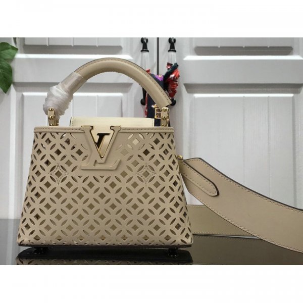 ルイヴィトン バッグ LOUIS VUITTON LV CAPUCINES MINI M57228A