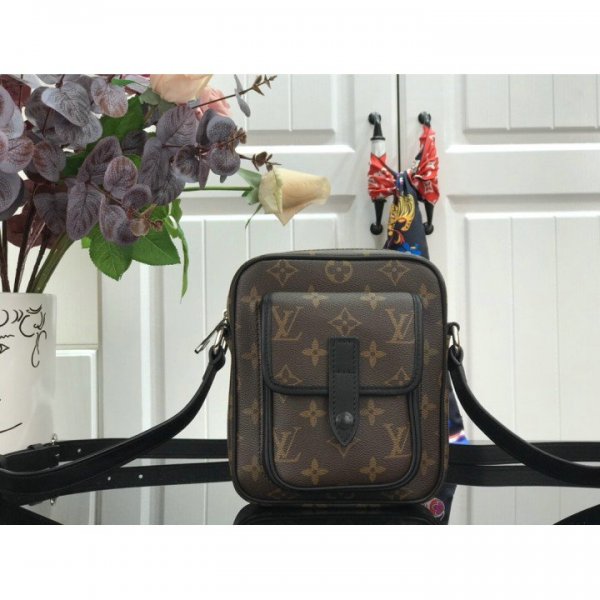 ルイヴィトン バッグ LOUIS VUITTON ショルダーバッグ LV Shoulder bag M69404H