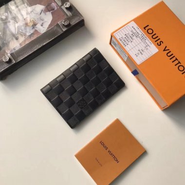 ルイヴィトン財布 Louis Vuitton LV PASSPORT COVER パスポートカバー 財布 M60181Pa