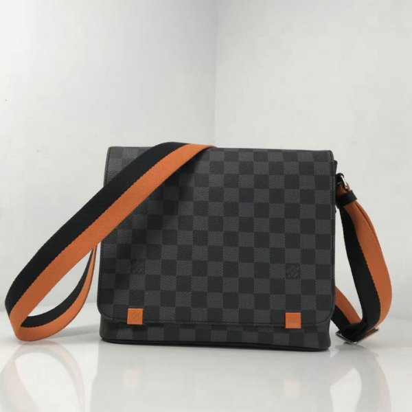 ルイヴィトン バッグ LOUIS VUITTON LV DISTRICT PM N42420a