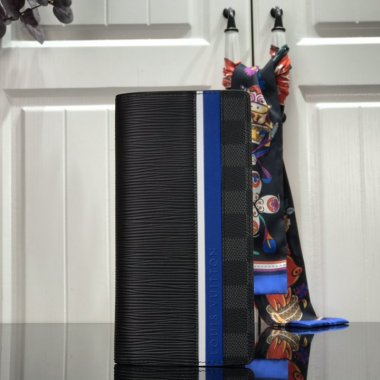 ルイヴィトン Louis Vuitton 二つ折り財布 名刺入れ LV BERAZZA WALLET M69540