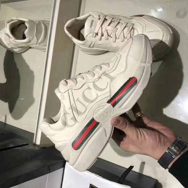人気のブランドブランド スニーカー 靴 コピー品 メンズ 男靴 送料無料 Shoes076