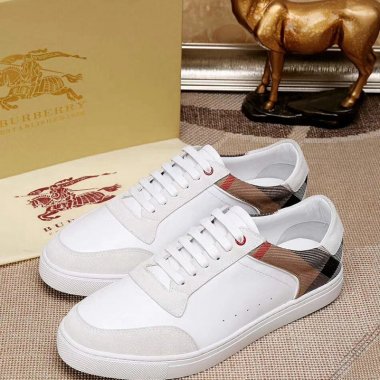 人気のブランドブランド スニーカー 靴 コピー品 メンズ 男靴 送料無料 Shoes145