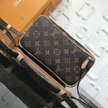 ルイヴィトン バッグ LOUIS VUITTON ハンドバッグ LV Handbag M51828