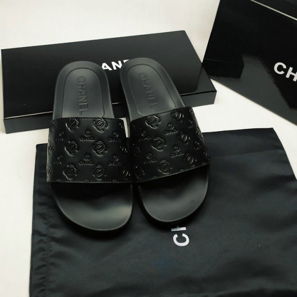 人気のブランドブランド 靴 コピー品 カップルスリッパ 男女適用 送料無料 couplesslippers034