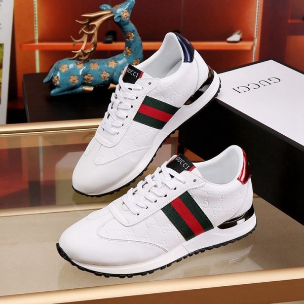 人気のブランドブランド スニーカー 靴 コピー品 メンズ 男靴 送料無料 Shoes094