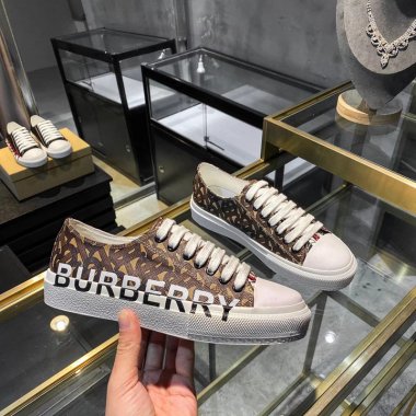 人気のブランドブランド スニーカー 靴 コピー品 メンズ 男靴 送料無料 Shoes127