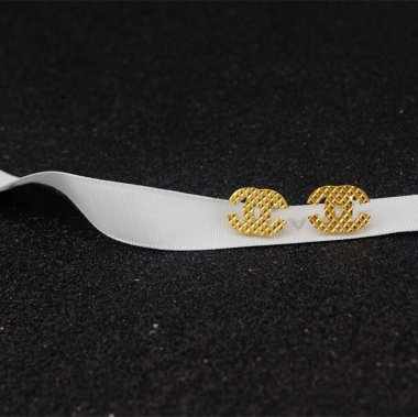 人気ブランド品 スーパーコピー 耳飾 華やかなパーティーに欠かせない耳元を飾るピアス プレゼント【送料無料】erding033
