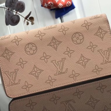 ルイヴィトン財布 Louis Vuitton LV ZIPPY WALLET ジッピーウォレット 財布 M69215a