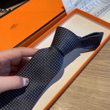 人気ブランド品 スーパーコピー 高級紳士ネクタイ 高品質 送料無料!tie035