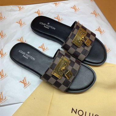 人気のブランドブランド 女スリッパ 夏の靴 コピー品 送料無料 nvliangxie016