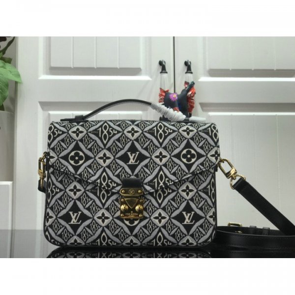 ルイヴィトン バッグ LOUIS VUITTON LV SINCE 1854 POCHETTE METIS M57272