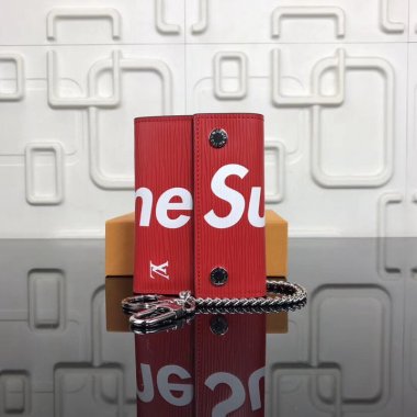 ルイヴィトン財布 Louis Vuitton LV Supreme RIVETS CHAIN Wallet Supremeリベットチェーン 財布 M64212SZ
